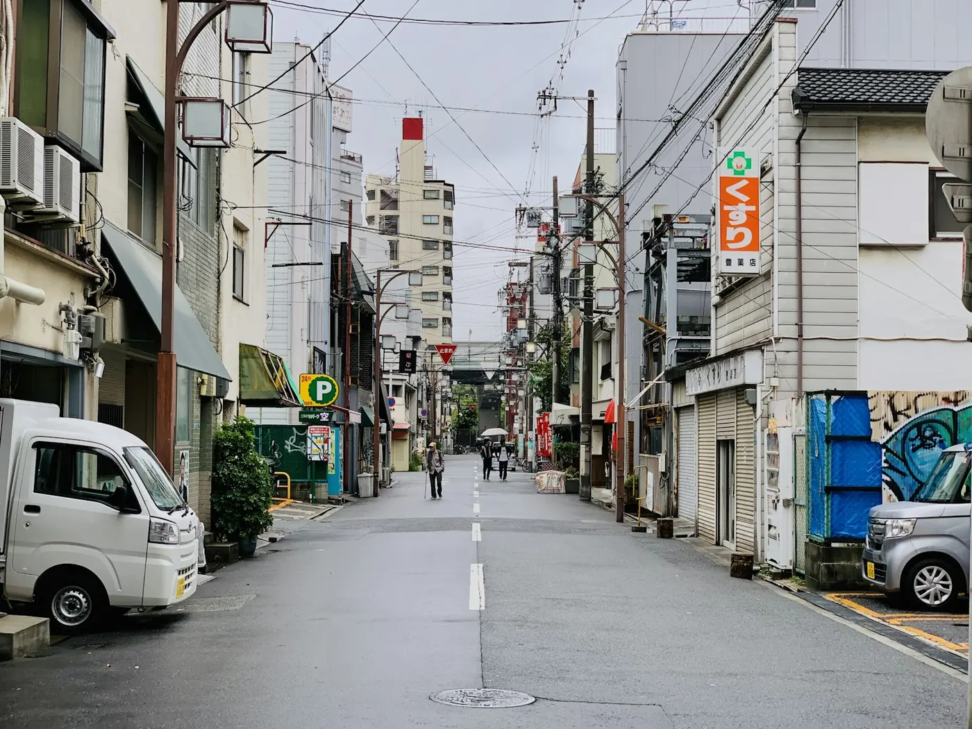 An ordinary street in a Japanese city